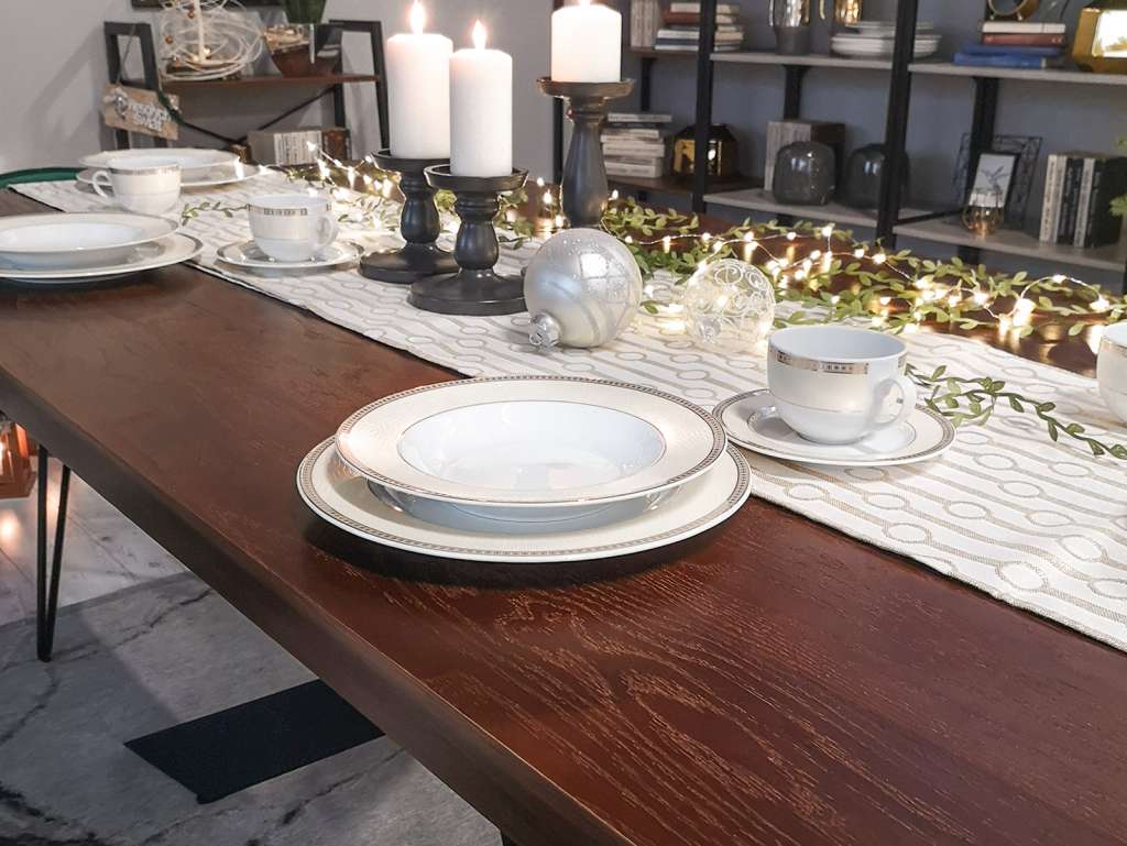 elegancki stół do jadalni RETRO nowoczesna podstawa w X iks blat w kolorze orzech czarne nogi